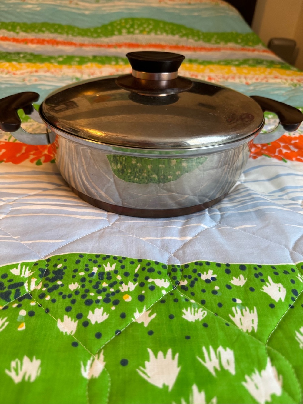 Presto Pride Stainless Copper Bottom Pot w/ Lid- MCM